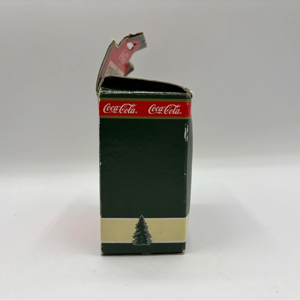 Coca-Cola Town Square Accessories Collection 1992 Vintage Bringing It Home EUC‎